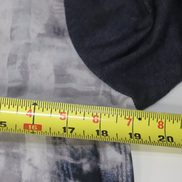 Simply Vera Vera Wang Blue Grey Asymmetrical Shirt, Size Medium - Picture 8 of 9